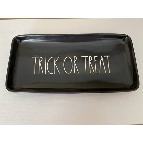 Rae Dunn Vintage Trick Or Treat Black White Platter- M Stamped HTF - Picture 1 of 5